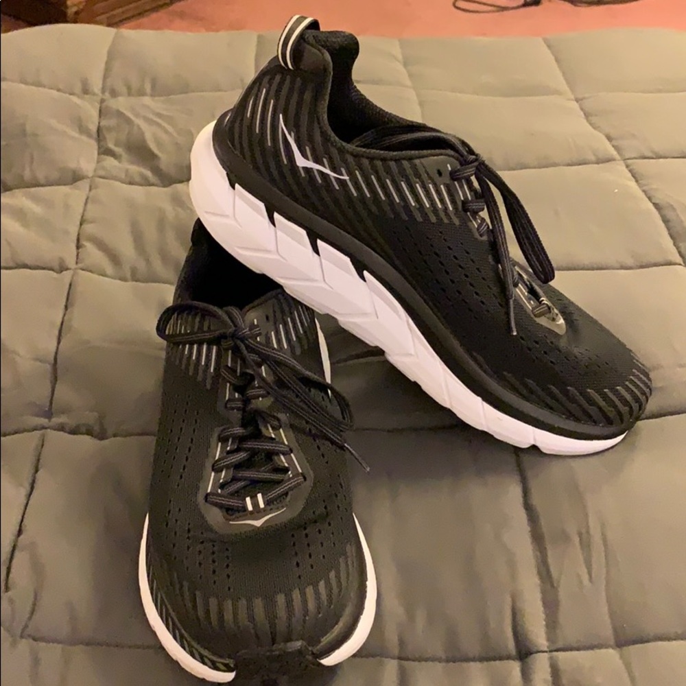 Hoka Womens Clifton 5 Size 11D